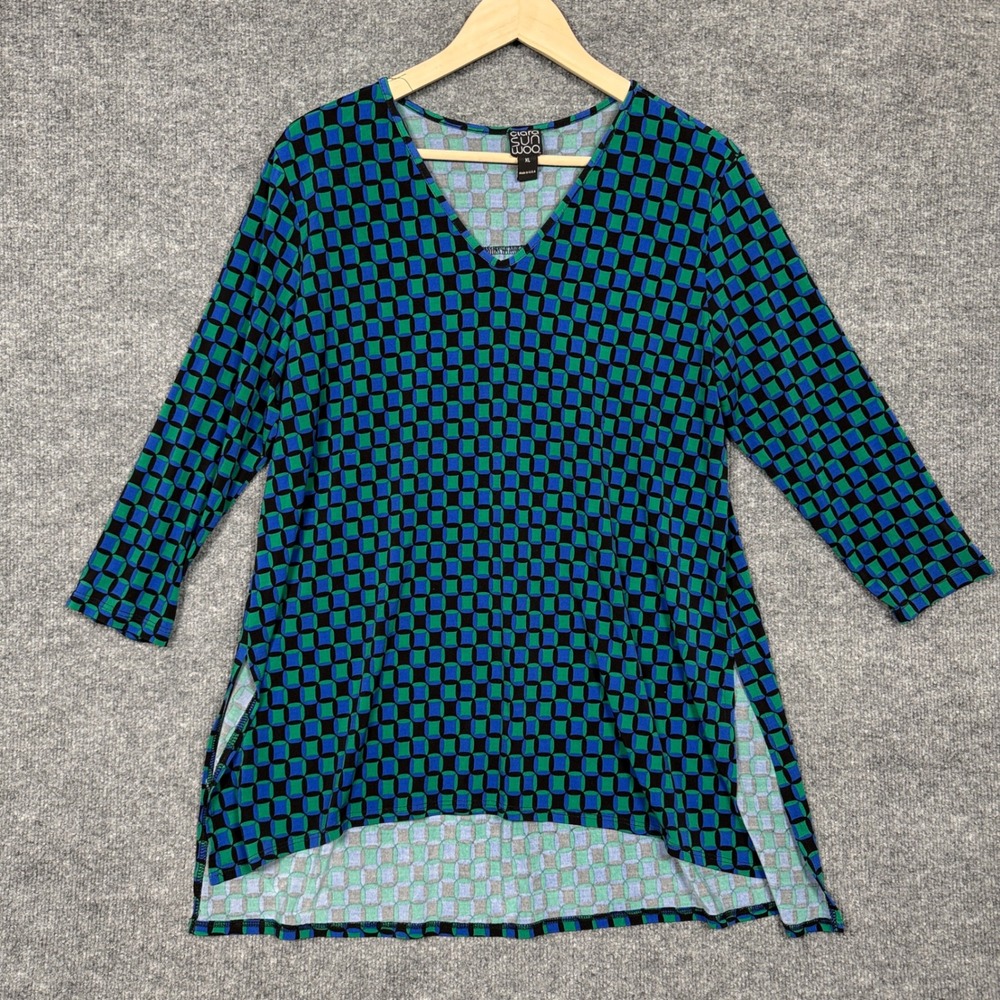Clara Sun Woo Sz XL Tunic Top Green Geometric High Low Slits V Neck Stretch‎ USA